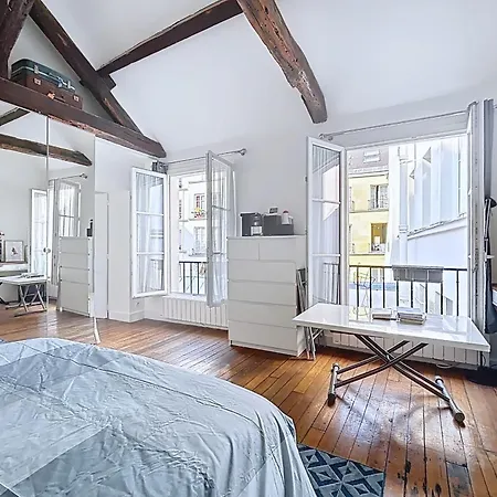 Charming 2-room In Le Marais Appartement Parijs
