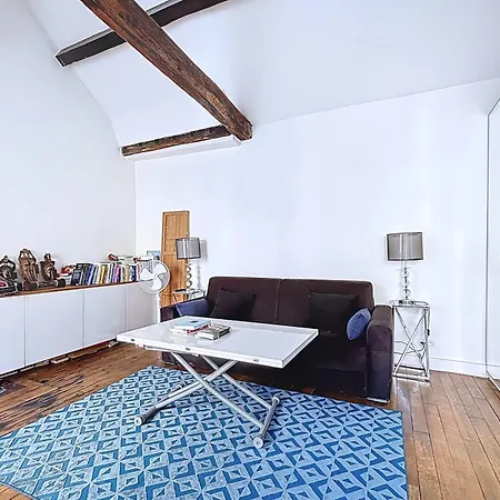 Charming 2-room In Le Marais